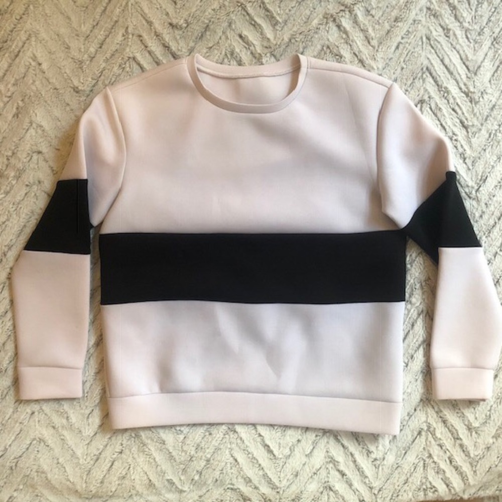 Black & White Sweatshirt